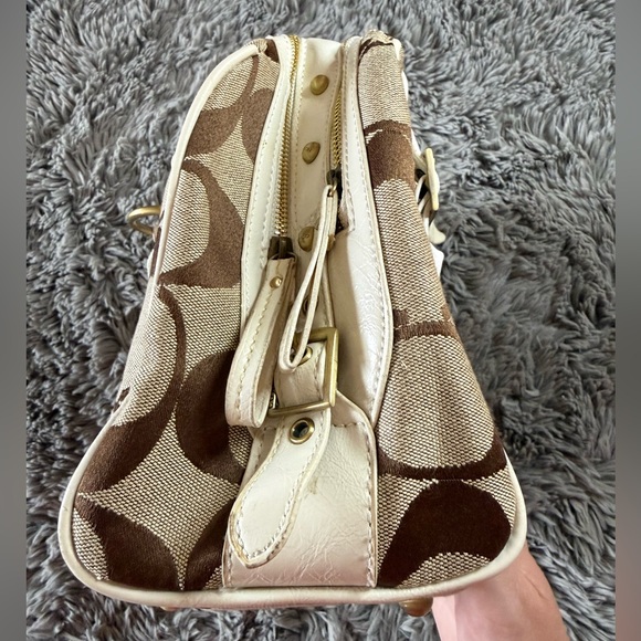 Coach Shoulder Bag - Picture 7 of 16